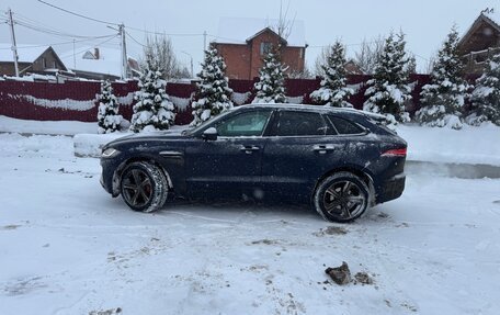 Jaguar F-Pace, 2016 год, 3 200 000 рублей, 8 фотография