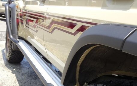 Toyota Land Cruiser 70, 2024 год, 8 000 000 рублей, 39 фотография