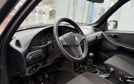 Chevrolet Niva I рестайлинг, 2018 год, 920 000 рублей, 10 фотография