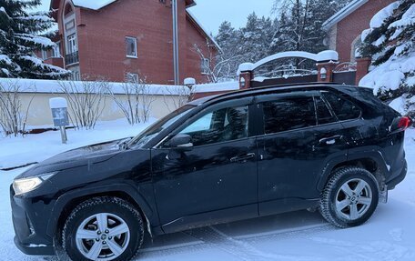 Toyota RAV4, 2020 год, 4 100 000 рублей, 3 фотография