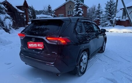 Toyota RAV4, 2020 год, 4 100 000 рублей, 6 фотография