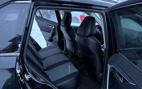 Toyota RAV4, 2020 год, 4 100 000 рублей, 11 фотография