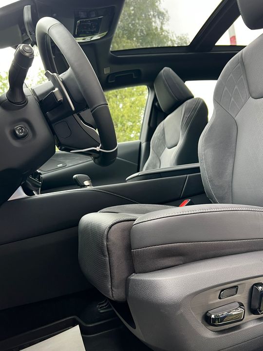 Lexus RX IV рестайлинг, 2026 год, 12 500 000 рублей, 13 фотография