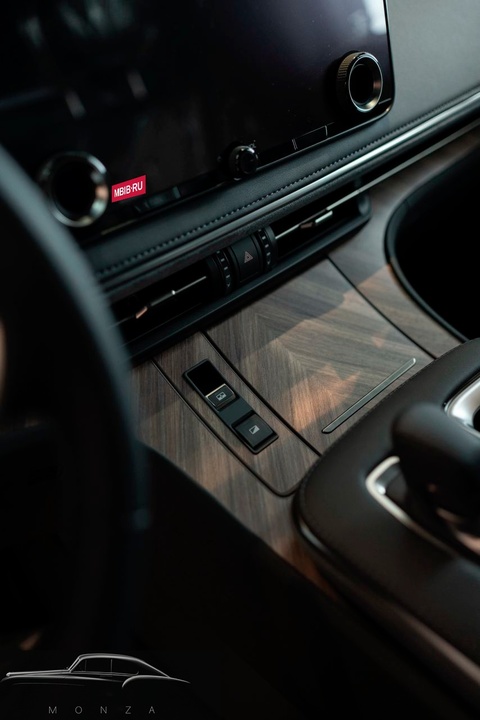 Lexus LM I, 2026 год, 24 000 000 рублей, 34 фотография