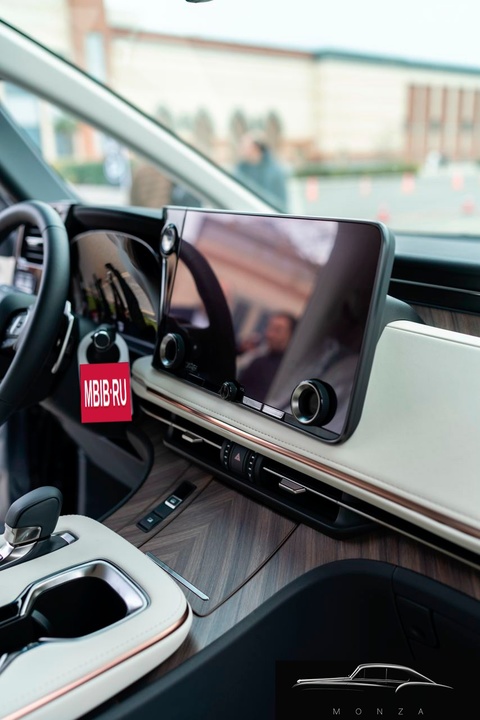 Lexus LM I, 2026 год, 24 000 000 рублей, 12 фотография