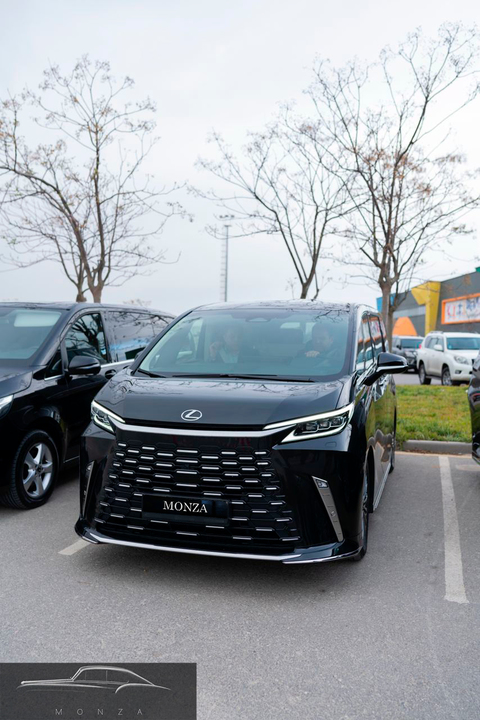 Lexus LM I, 2026 год, 24 000 000 рублей, 3 фотография