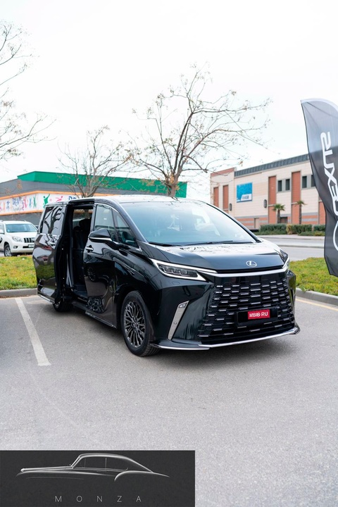 Lexus LM I, 2026 год, 24 000 000 рублей, 4 фотография