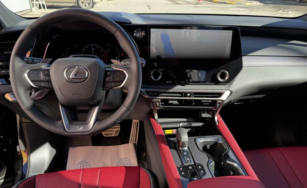 Lexus RX IV рестайлинг, 2026 год, 12 500 000 рублей, 3 фотография