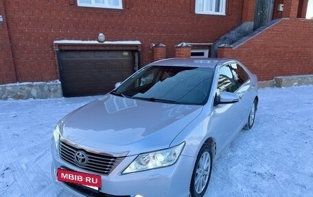 Toyota Camry, 2014 год, 1 790 000 рублей, 13 фотография