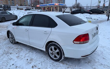 Volkswagen Polo VI (EU Market), 2013 год, 567 000 рублей, 2 фотография