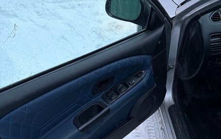 Mitsubishi Carisma I, 2001 год, 420 000 рублей, 6 фотография