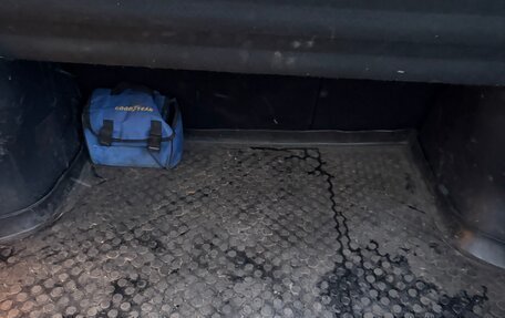 Mitsubishi Carisma I, 2001 год, 420 000 рублей, 11 фотография