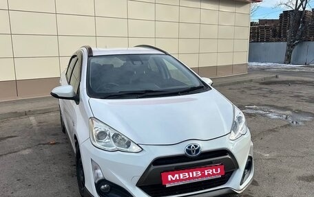 Toyota Aqua I, 2016 год, 1 050 000 рублей, 12 фотография