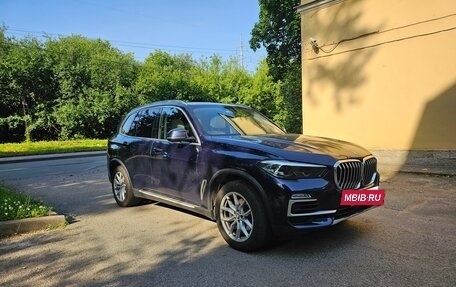 BMW X5, 2019 год, 5 500 000 рублей, 2 фотография