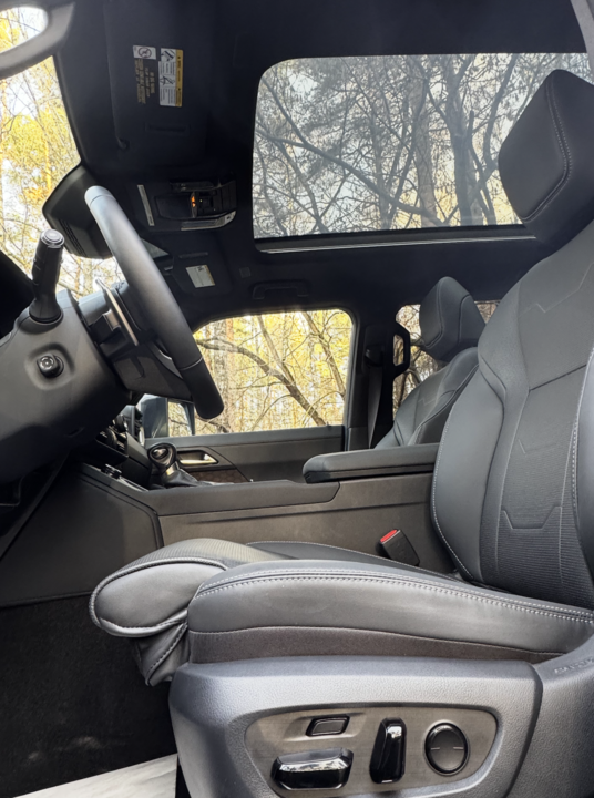 Lexus GX II рестайлинг 2, 2024 год, 15 000 000 рублей, 21 фотография