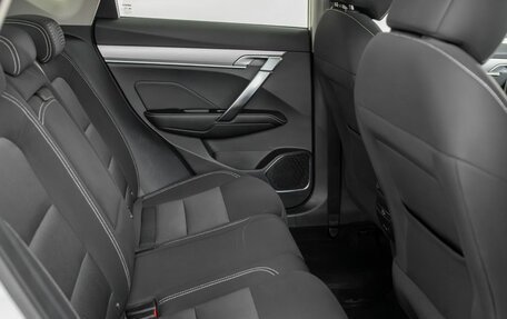 Geely Coolray I, 2022 год, 2 025 600 рублей, 12 фотография