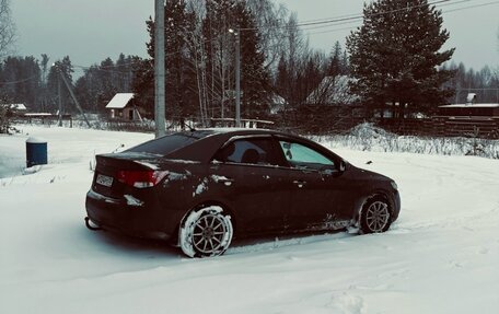 KIA Cerato III, 2010 год, 800 000 рублей, 1 фотография