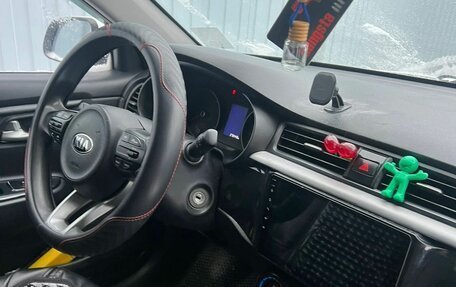 KIA Rio IV, 2018 год, 870 000 рублей, 8 фотография