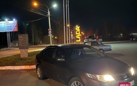 KIA Cerato III, 2010 год, 800 000 рублей, 2 фотография