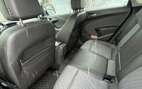 Opel Astra J, 2014 год, 900 000 рублей, 11 фотография