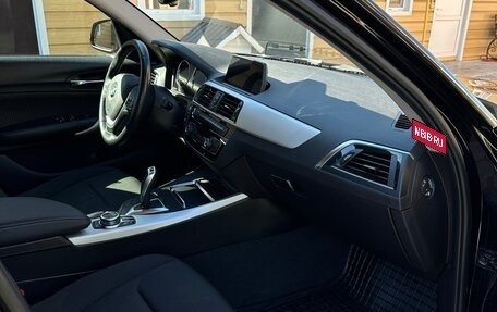 BMW 1 серия, 2018 год, 1 650 000 рублей, 8 фотография