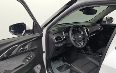 Chevrolet TrailBlazer, 2023 год, 1 710 000 рублей, 8 фотография