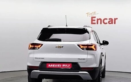 Chevrolet TrailBlazer, 2023 год, 1 710 000 рублей, 3 фотография