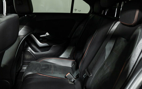 Mercedes-Benz A-Класс, 2019 год, 2 699 000 рублей, 10 фотография