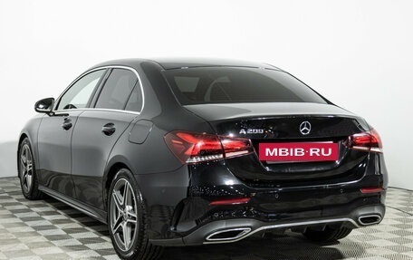 Mercedes-Benz A-Класс, 2019 год, 2 699 000 рублей, 7 фотография