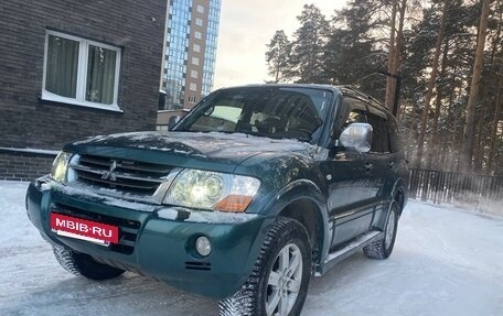 Mitsubishi Pajero III рестайлинг, 2004 год, 850 000 рублей, 3 фотография