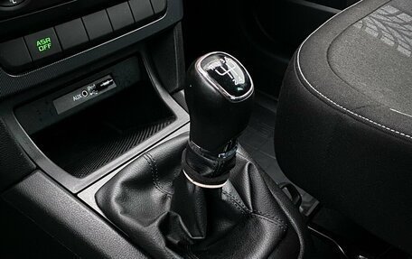 Skoda Yeti I рестайлинг, 2017 год, 1 096 800 рублей, 15 фотография