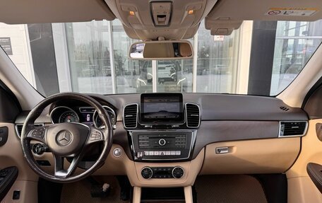 Mercedes-Benz GLE, 2018 год, 3 200 000 рублей, 23 фотография