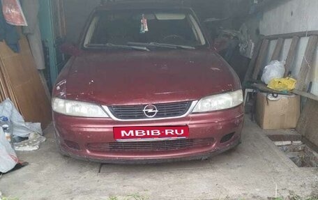 Opel Vectra B рестайлинг, 1999 год, 100 000 рублей, 1 фотография