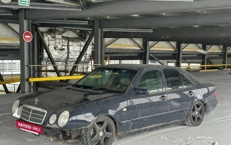 Mercedes-Benz E-Класс, 1998 год, 150 000 рублей, 4 фотография