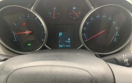 Chevrolet Cruze II, 2013 год, 600 000 рублей, 7 фотография