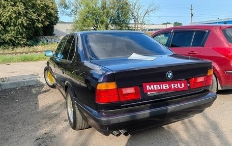 BMW 5 серия, 1991 год, 520 000 рублей, 2 фотография