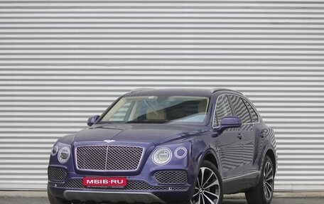 Bentley Bentayga I, 2016 год, 8 800 000 рублей, 1 фотография