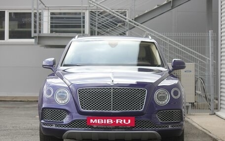 Bentley Bentayga I, 2016 год, 8 800 000 рублей, 2 фотография