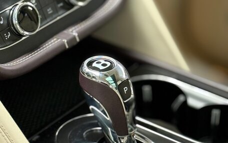 Bentley Bentayga I, 2016 год, 8 800 000 рублей, 11 фотография