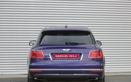 Bentley Bentayga I, 2016 год, 8 800 000 рублей, 5 фотография