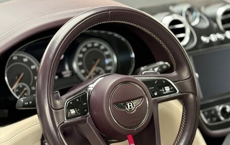 Bentley Bentayga I, 2016 год, 8 800 000 рублей, 10 фотография