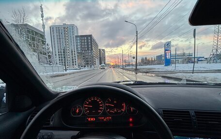 BMW 3 серия, 2004 год, 560 000 рублей, 11 фотография