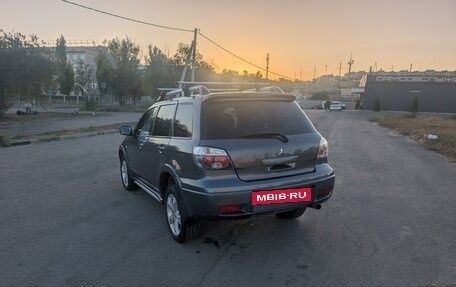 Mitsubishi Outlander III рестайлинг 3, 2007 год, 850 000 рублей, 6 фотография