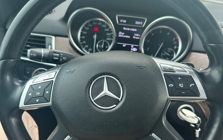 Mercedes-Benz M-Класс, 2012 год, 2 600 000 рублей, 2 фотография