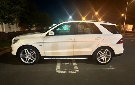 Mercedes-Benz M-Класс, 2012 год, 2 600 000 рублей, 1 фотография