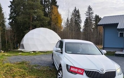 Skoda Superb III рестайлинг, 2014 год, 1 050 000 рублей, 1 фотография