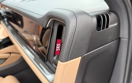 Porsche Cayenne III, 2025 год, 18 000 000 рублей, 25 фотография