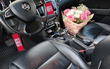 Skoda Superb III рестайлинг, 2014 год, 1 050 000 рублей, 3 фотография