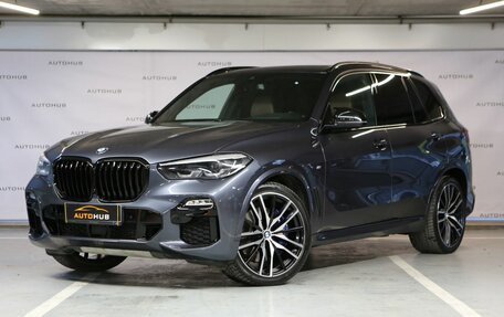 BMW X5, 2019 год, 5 990 000 рублей, 3 фотография