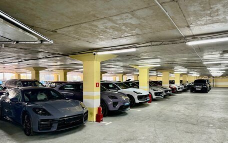 Porsche Cayenne III, 2025 год, 18 000 000 рублей, 3 фотография